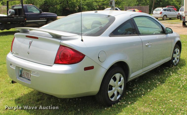 image for item L1983 2007 Pontiac G5