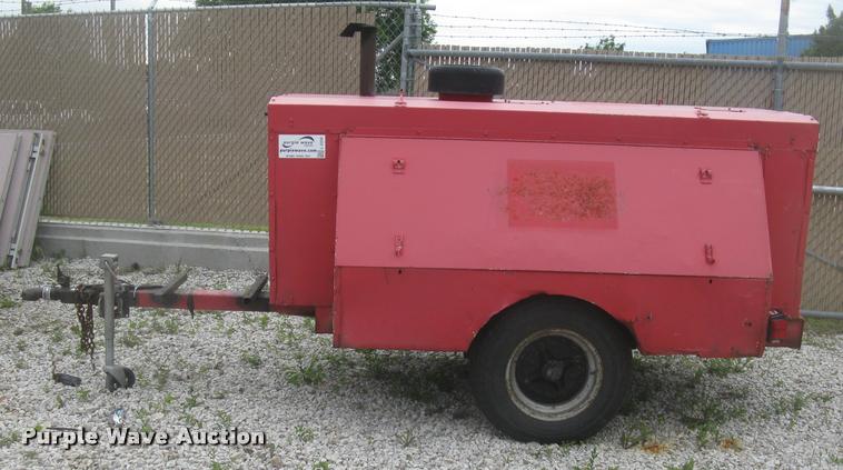 image for item L2335 1979 Joy air compressor