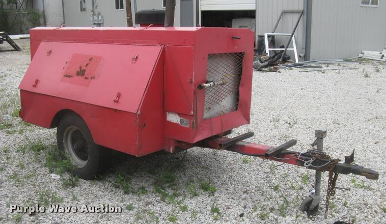 image for item L2335 1979 Joy air compressor