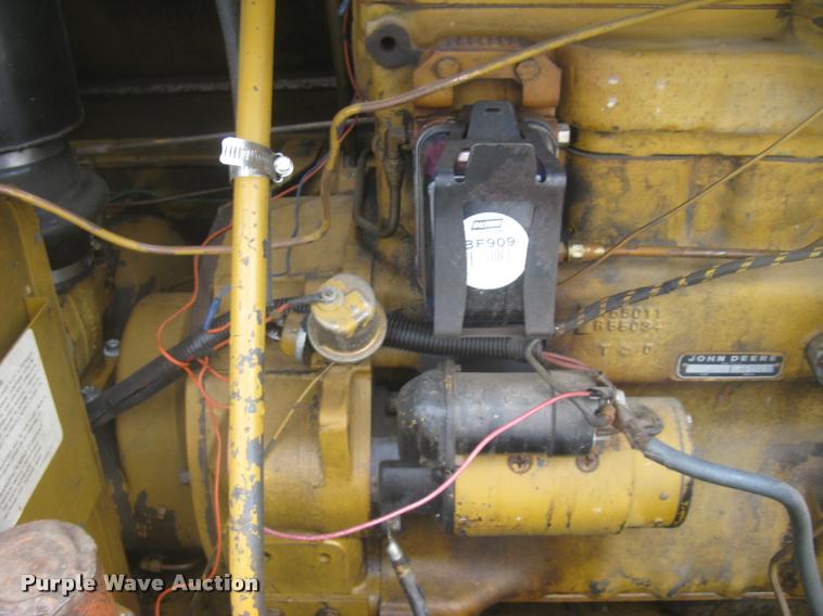 image for item L2335 1979 Joy air compressor
