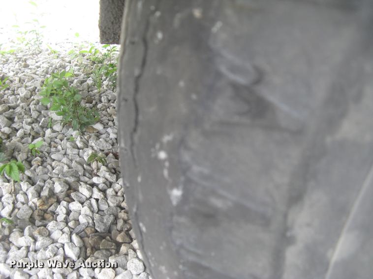 image for item L2335 1979 Joy air compressor