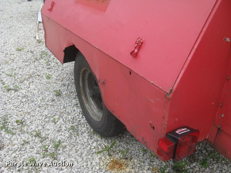 image for item L2335 1979 Joy air compressor