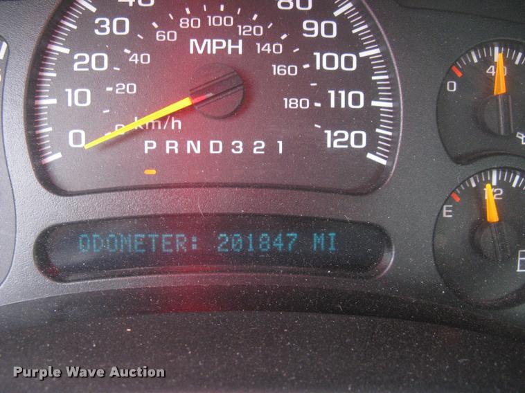 image for item L2336 2007 GMC Sierra Classic 1500 Ext. Cab pickup truck