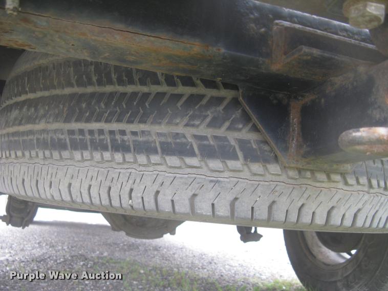 image for item L2336 2007 GMC Sierra Classic 1500 Ext. Cab pickup truck