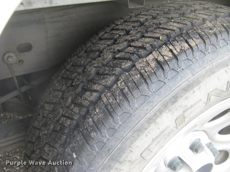 image for item L2336 2007 GMC Sierra Classic 1500 Ext. Cab pickup truck