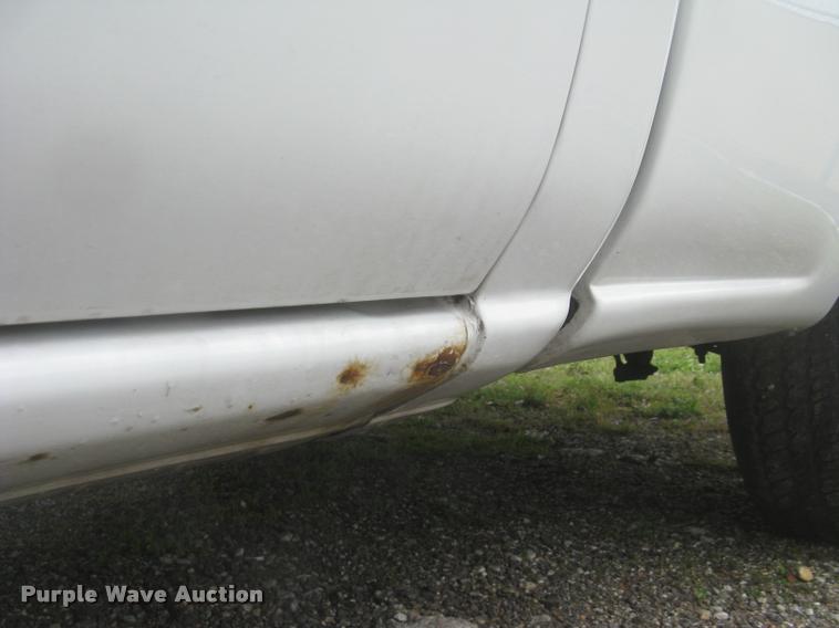 image for item L2336 2007 GMC Sierra Classic 1500 Ext. Cab pickup truck