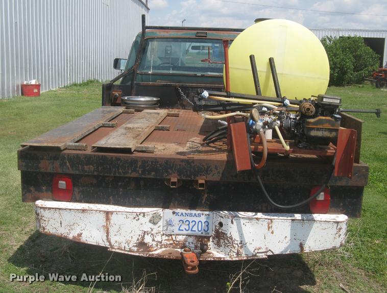 image for item L2348 1979 Ford F350 Ranger flatbed pickup truck