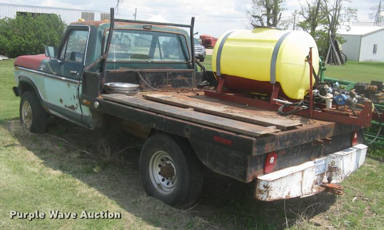 image for item L2348 1979 Ford F350 Ranger flatbed pickup truck