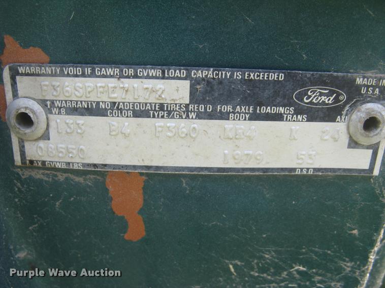 image for item L2348 1979 Ford F350 Ranger flatbed pickup truck