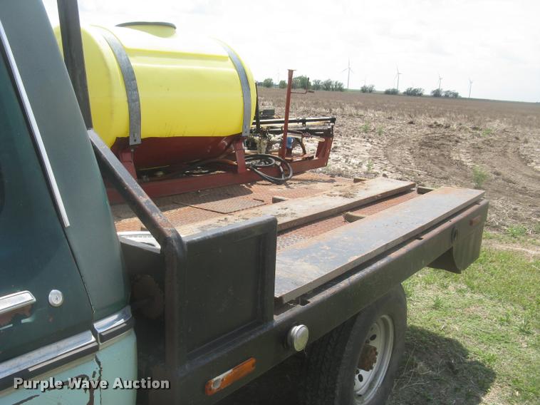 image for item L2348 1979 Ford F350 Ranger flatbed pickup truck