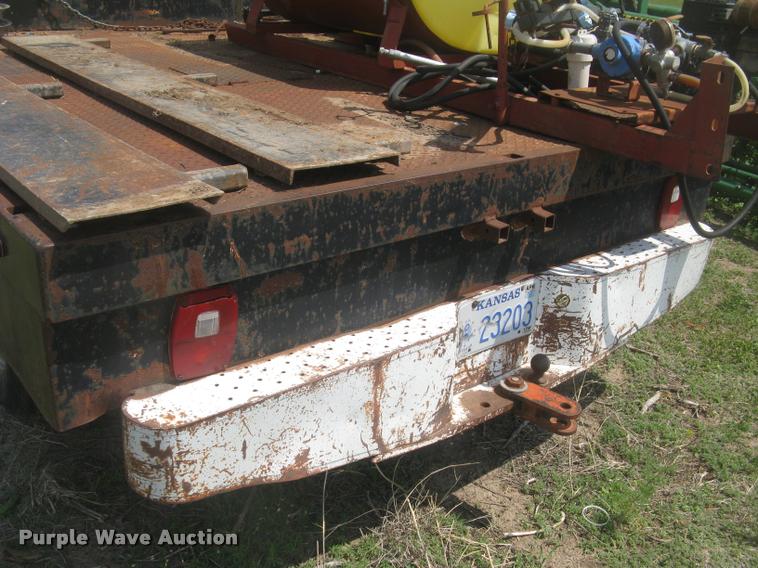 image for item L2348 1979 Ford F350 Ranger flatbed pickup truck