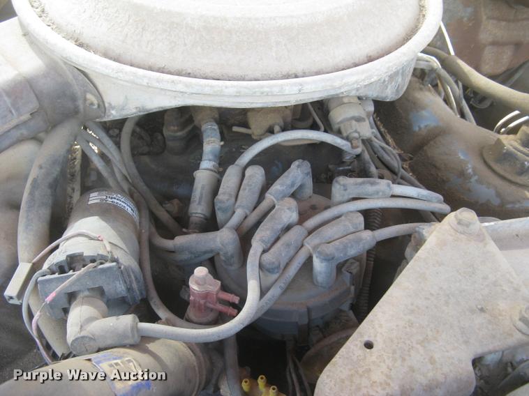 image for item L2348 1979 Ford F350 Ranger flatbed pickup truck