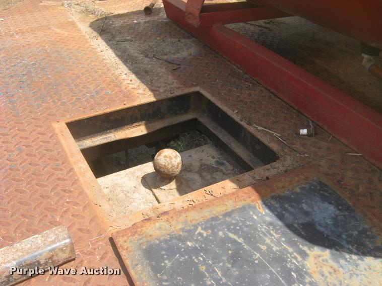 image for item L2348 1979 Ford F350 Ranger flatbed pickup truck