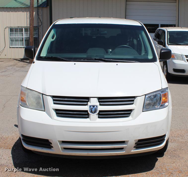 image for item L3151 2010 Dodge Grand Caravan SE van