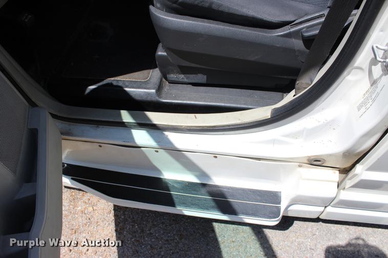 image for item L3151 2010 Dodge Grand Caravan SE van