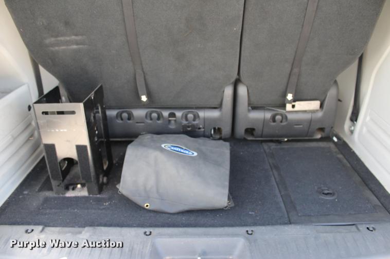 image for item L3151 2010 Dodge Grand Caravan SE van