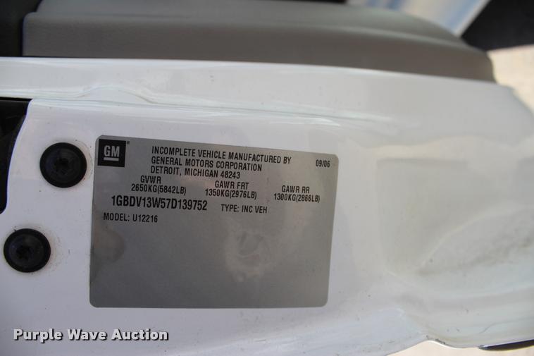 image for item L3152 2007 Chevrolet Uplander Cargo van