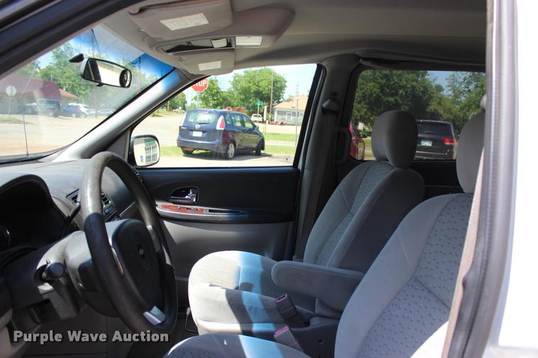 image for item L3152 2007 Chevrolet Uplander Cargo van