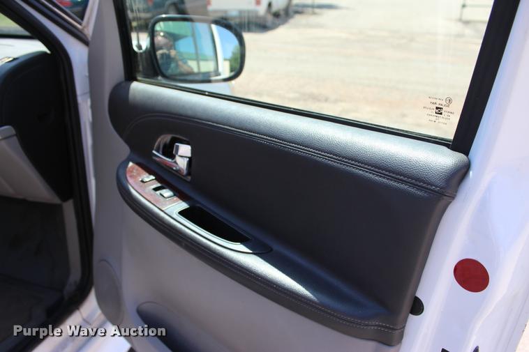 image for item L3152 2007 Chevrolet Uplander Cargo van