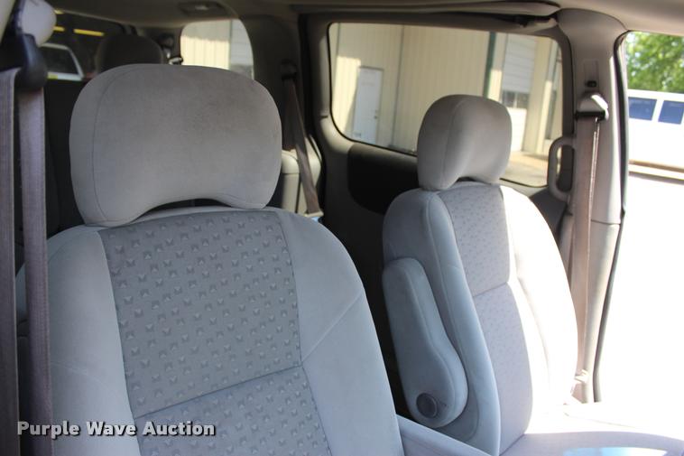 image for item L3152 2007 Chevrolet Uplander Cargo van