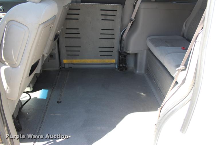 image for item L3152 2007 Chevrolet Uplander Cargo van