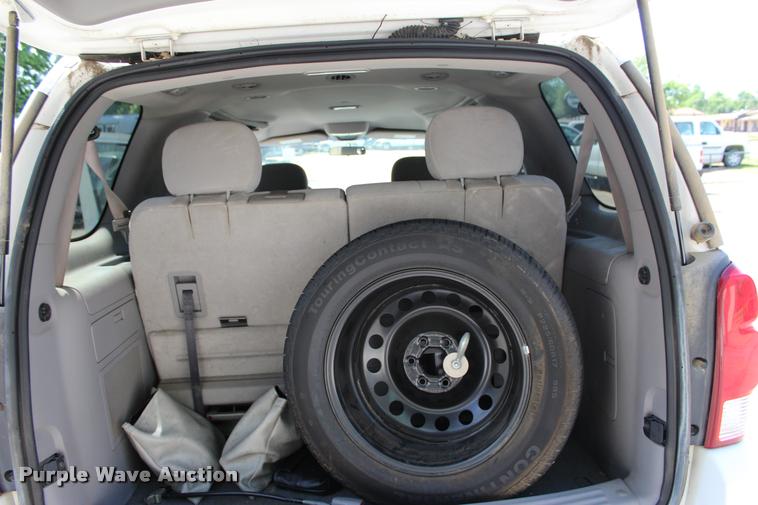 image for item L3152 2007 Chevrolet Uplander Cargo van