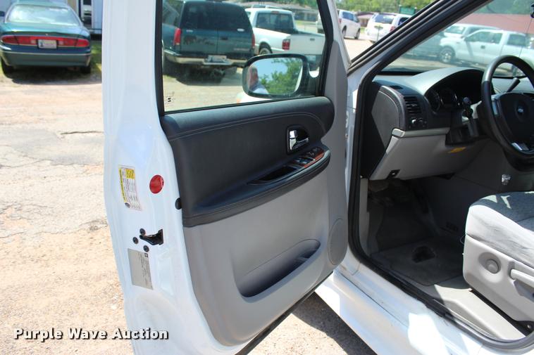 image for item L3153 2008 Chevrolet Uplander Cargo van