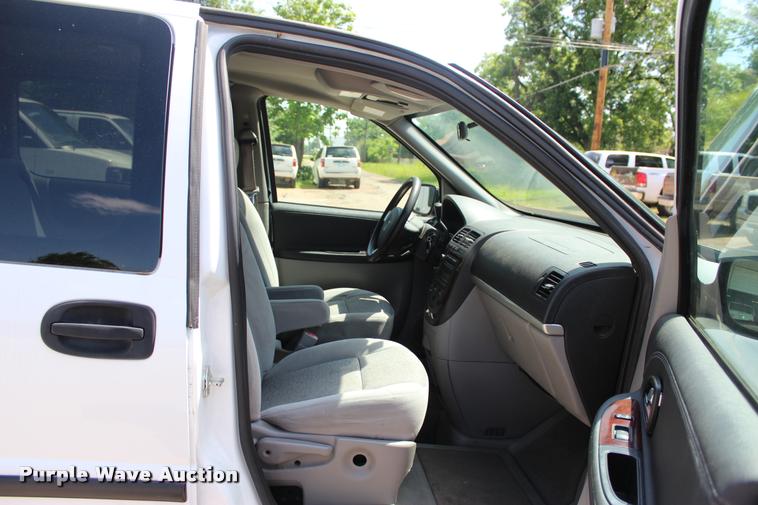 image for item L3153 2008 Chevrolet Uplander Cargo van