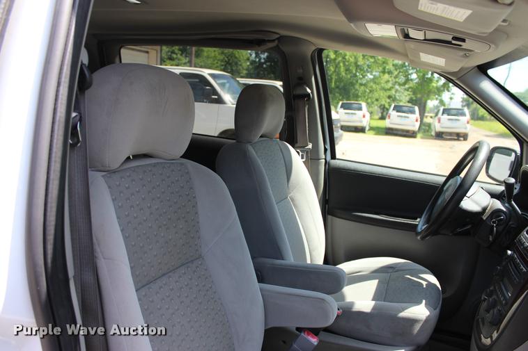 image for item L3153 2008 Chevrolet Uplander Cargo van