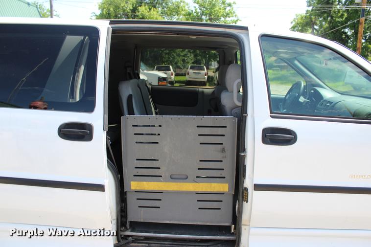 image for item L3153 2008 Chevrolet Uplander Cargo van