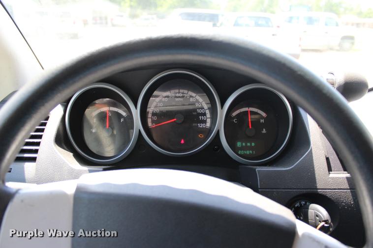 image for item L3154 2010 Dodge Grand Caravan SE van