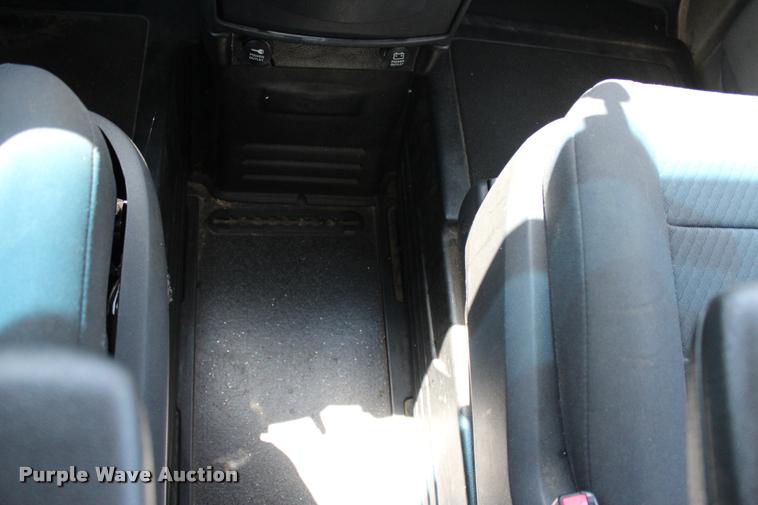 image for item L3154 2010 Dodge Grand Caravan SE van