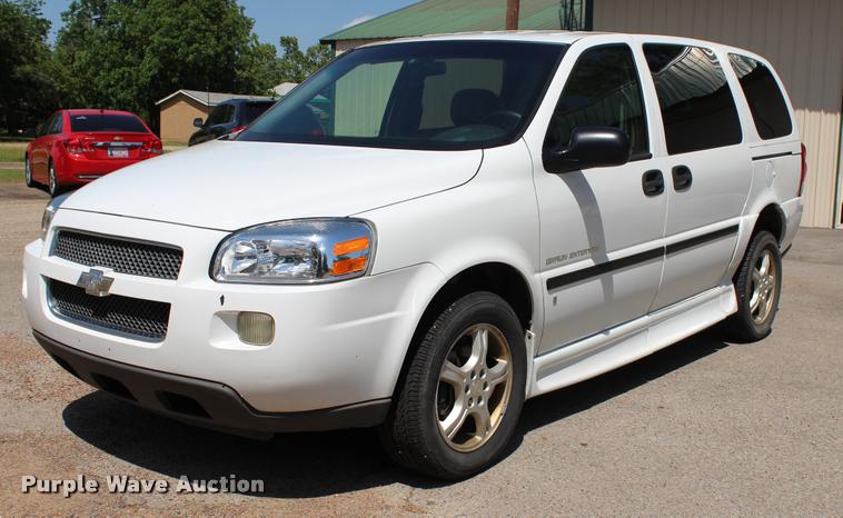 image for item L3155 2007 Chevrolet Uplander Cargo van