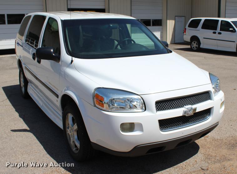 image for item L3155 2007 Chevrolet Uplander Cargo van