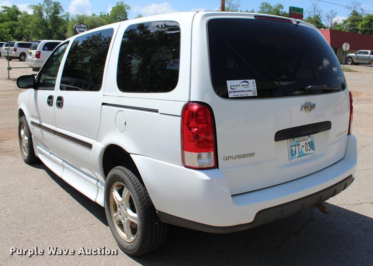 image for item L3155 2007 Chevrolet Uplander Cargo van