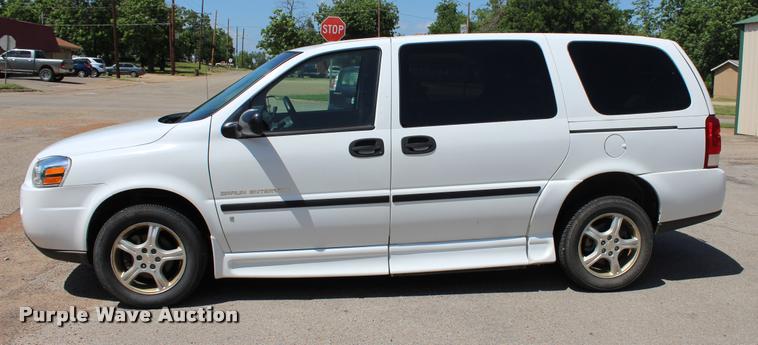 image for item L3155 2007 Chevrolet Uplander Cargo van