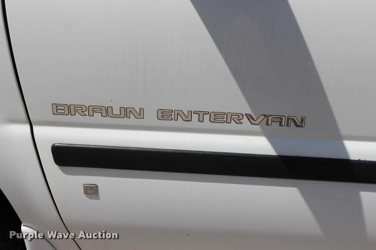 image for item L3155 2007 Chevrolet Uplander Cargo van