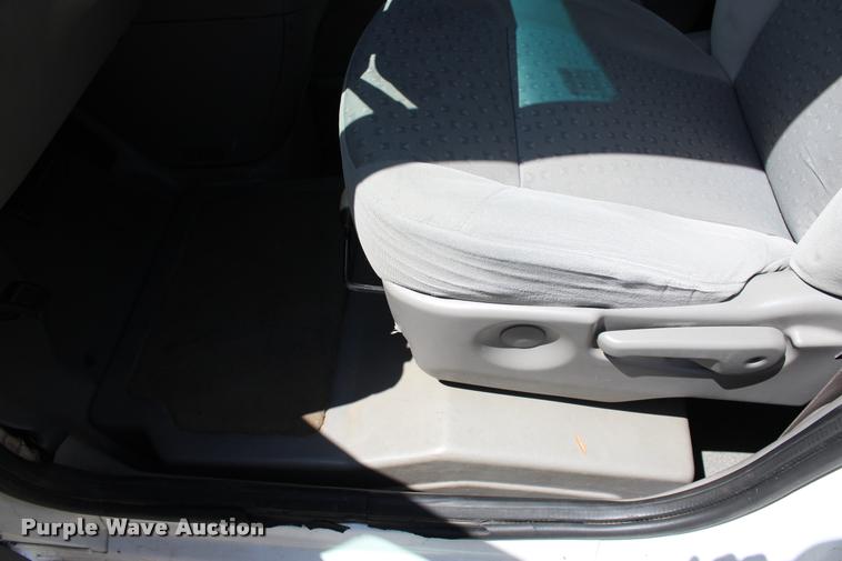 image for item L3155 2007 Chevrolet Uplander Cargo van