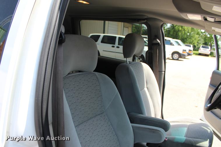 image for item L3155 2007 Chevrolet Uplander Cargo van