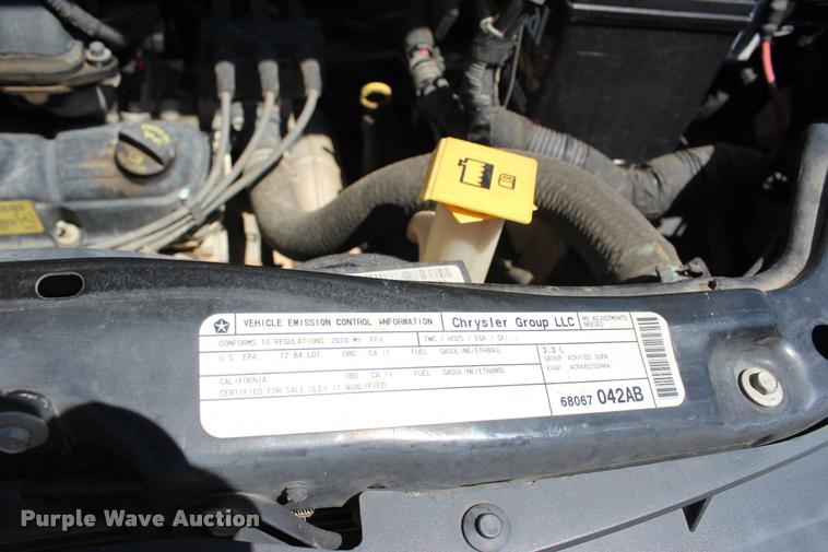 image for item L3156 2010 Dodge Grand Caravan SE van