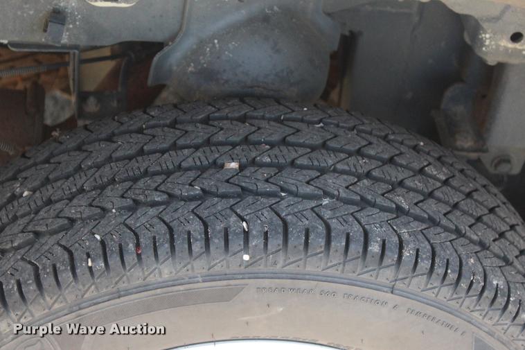 image for item L3156 2010 Dodge Grand Caravan SE van