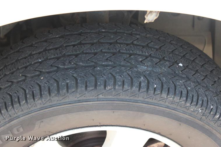 image for item L3156 2010 Dodge Grand Caravan SE van