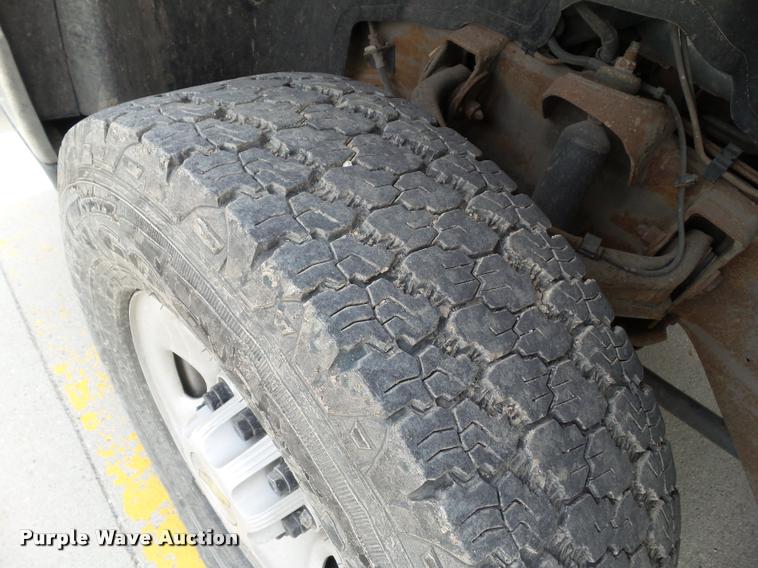 image for item L5564 2007 Chevrolet Silverado 2500HD pickup truck