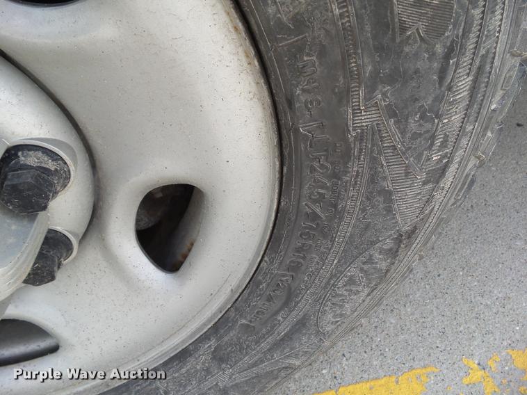 image for item L5564 2007 Chevrolet Silverado 2500HD pickup truck