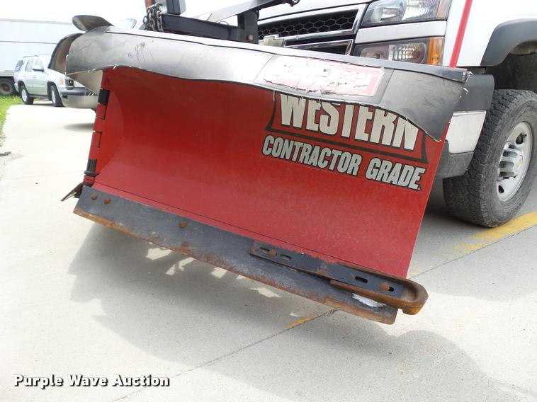 image for item L5564 2007 Chevrolet Silverado 2500HD pickup truck