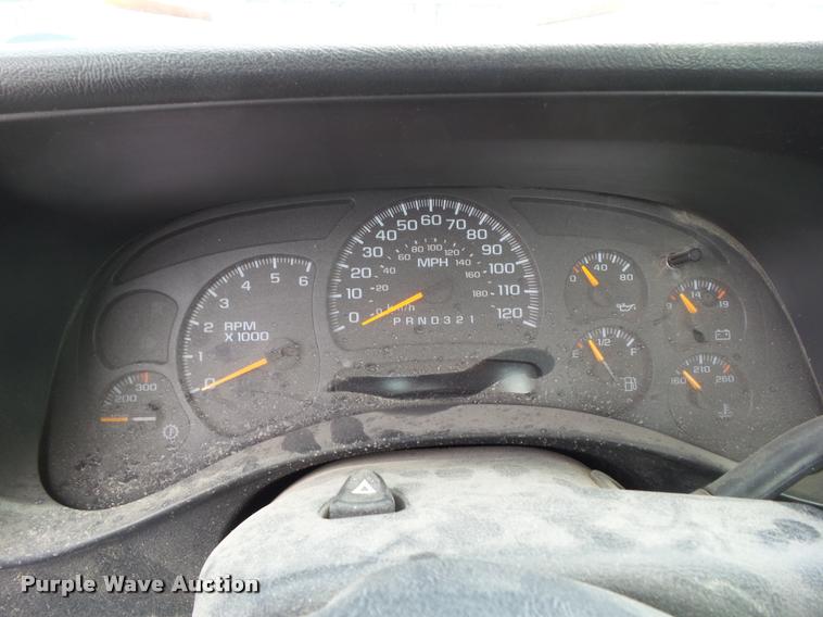 image for item L5564 2007 Chevrolet Silverado 2500HD pickup truck