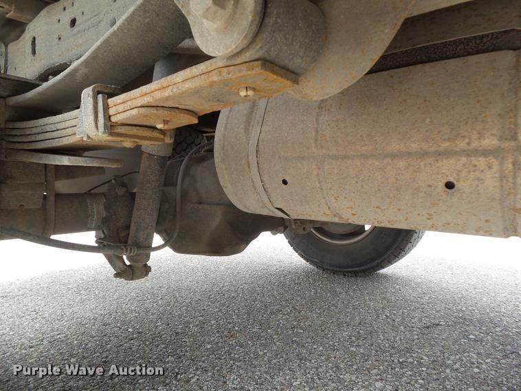 image for item L5565 2006 Ford F250 Super Duty pickup truck