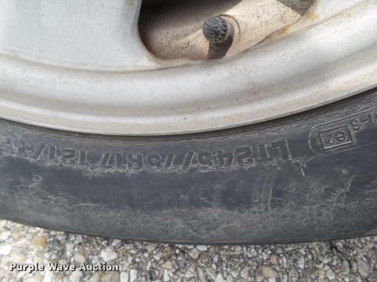 image for item L5565 2006 Ford F250 Super Duty pickup truck