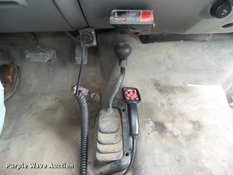 image for item L5565 2006 Ford F250 Super Duty pickup truck