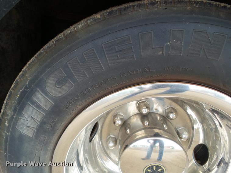 image for item L5597 2003 Newmar Kounty Star RV